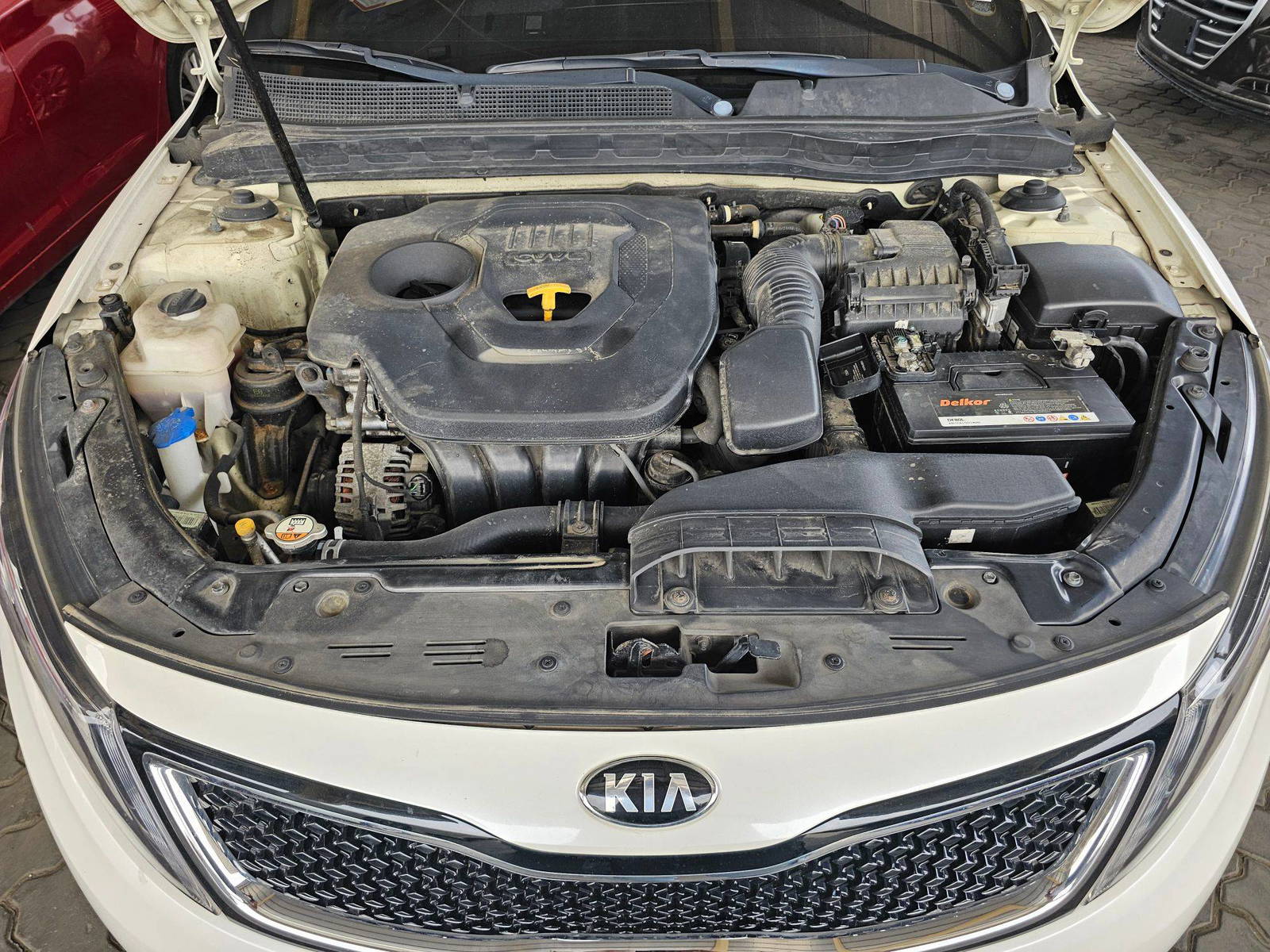 2014 KIA K5 — 177376 KM — Lot 433389 — Souq - Marhaba Auctions Used Cars - Image 12
