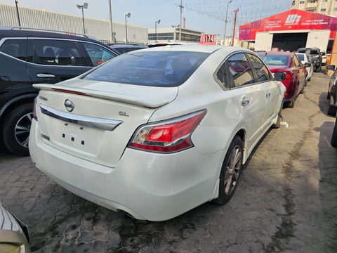 2015 NISSAN ALTIMA at Marhaba Auctions