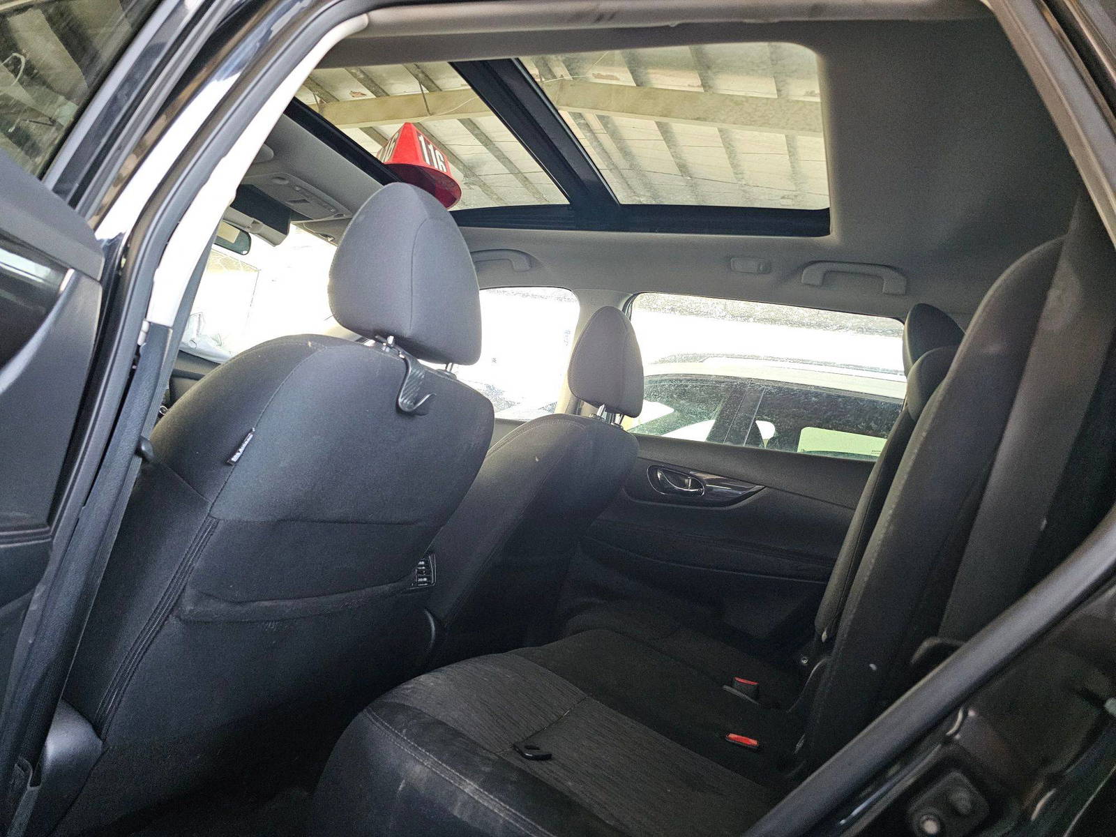 NISSAN ROGUE 2019 - Marhaba Auction Used Cars - Image 5