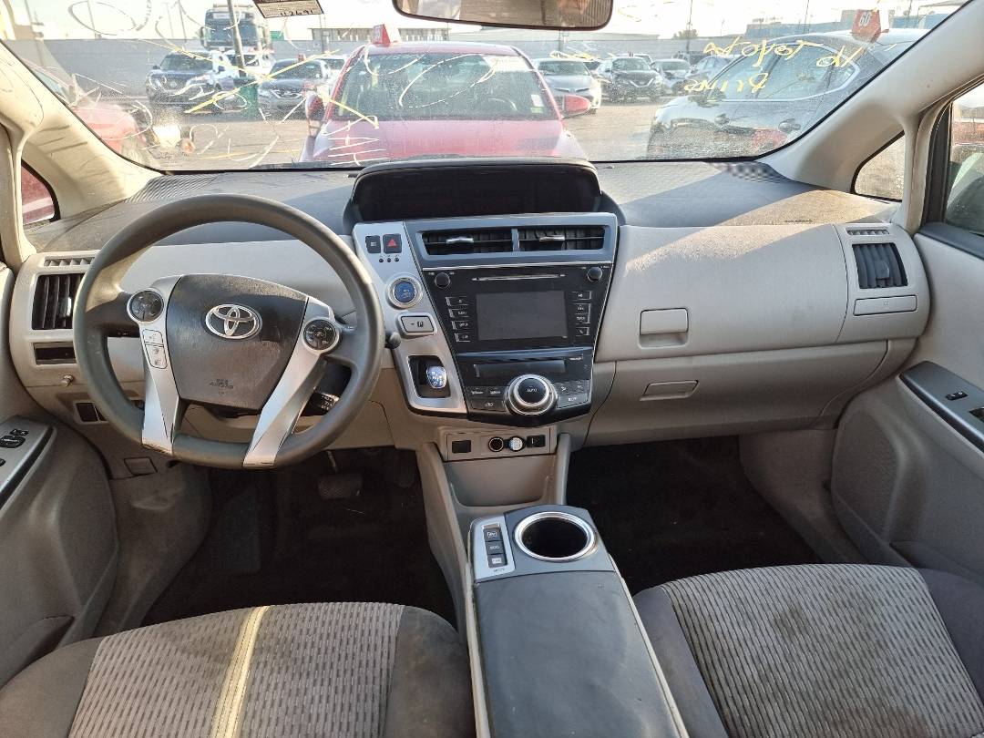 2016 TOYOTA PRIUS — 112491 Miles — Lot 1254874 — Ind. 12 - Marhaba Auctions Used Cars - Image 7