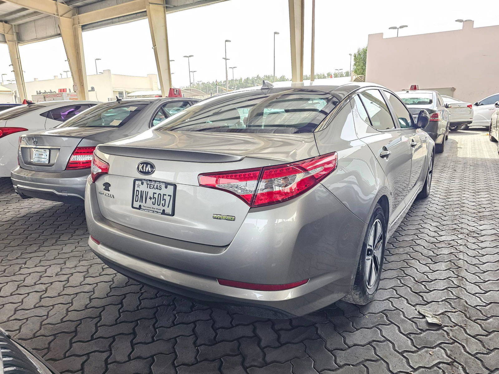 2012 KIA OPTIMA — 200608 Miles — Lot 1189236 — Souq - Marhaba Auctions Used Cars - Image 4