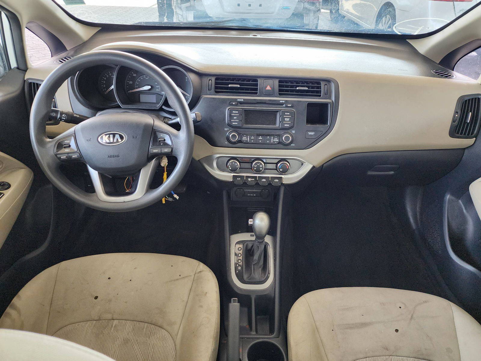 2013 KIA RIO — 161988 Miles — Lot 58987334 — Souq - Marhaba Auctions Used Cars - Image 7
