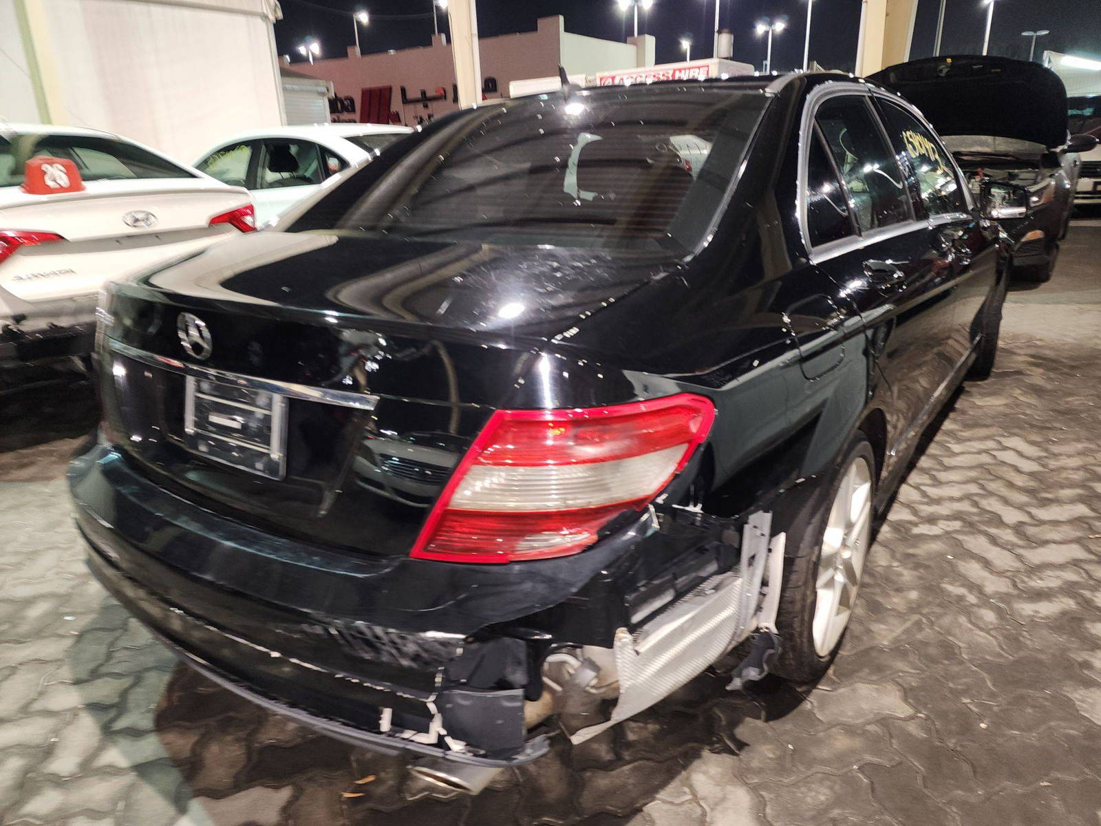 2011 MERCEDES BENZ C300 — 132588 Miles — Lot 65401413 - Marhaba Auctions Used Cars - Image 4