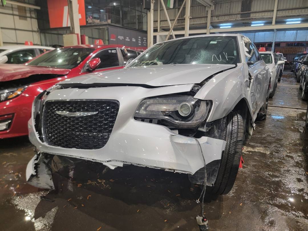 2020 CHRYSLER 300 — 67310 Miles — Lot H180667 - Marhaba Auctions Used Cars - Image 8