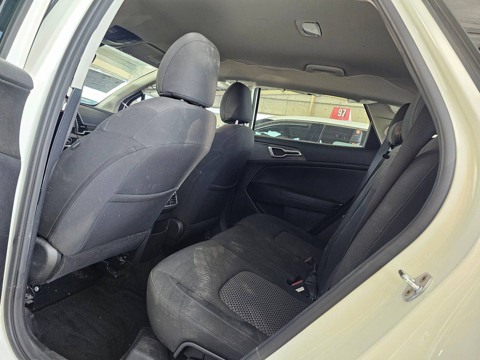 KIA SPORTAGE 2023 - Marhaba Auction Used Cars - Image 5