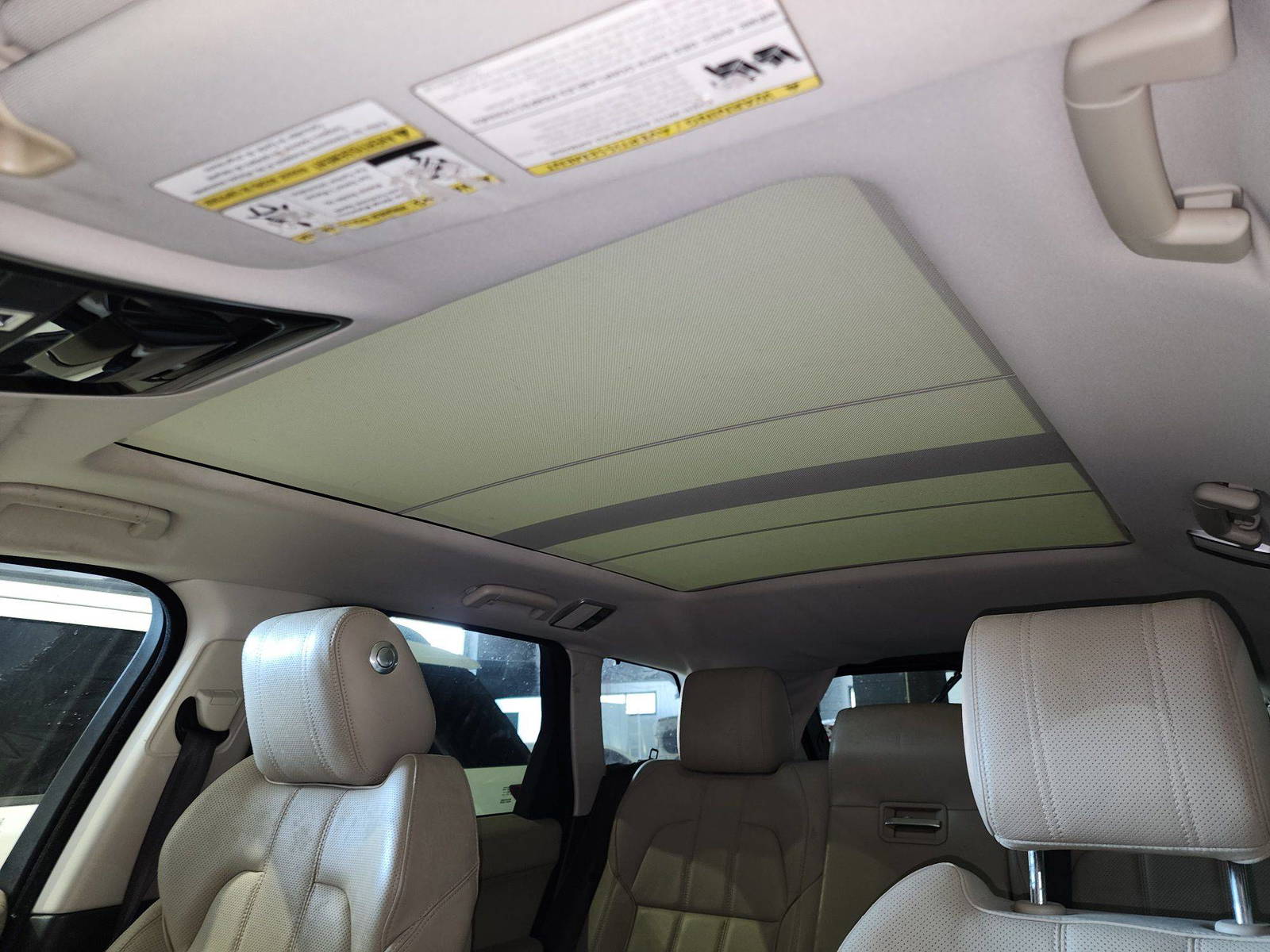 LAND ROVER RANGE ROVER SPORT 2016 - Marhaba Auction Used Cars - Image 11