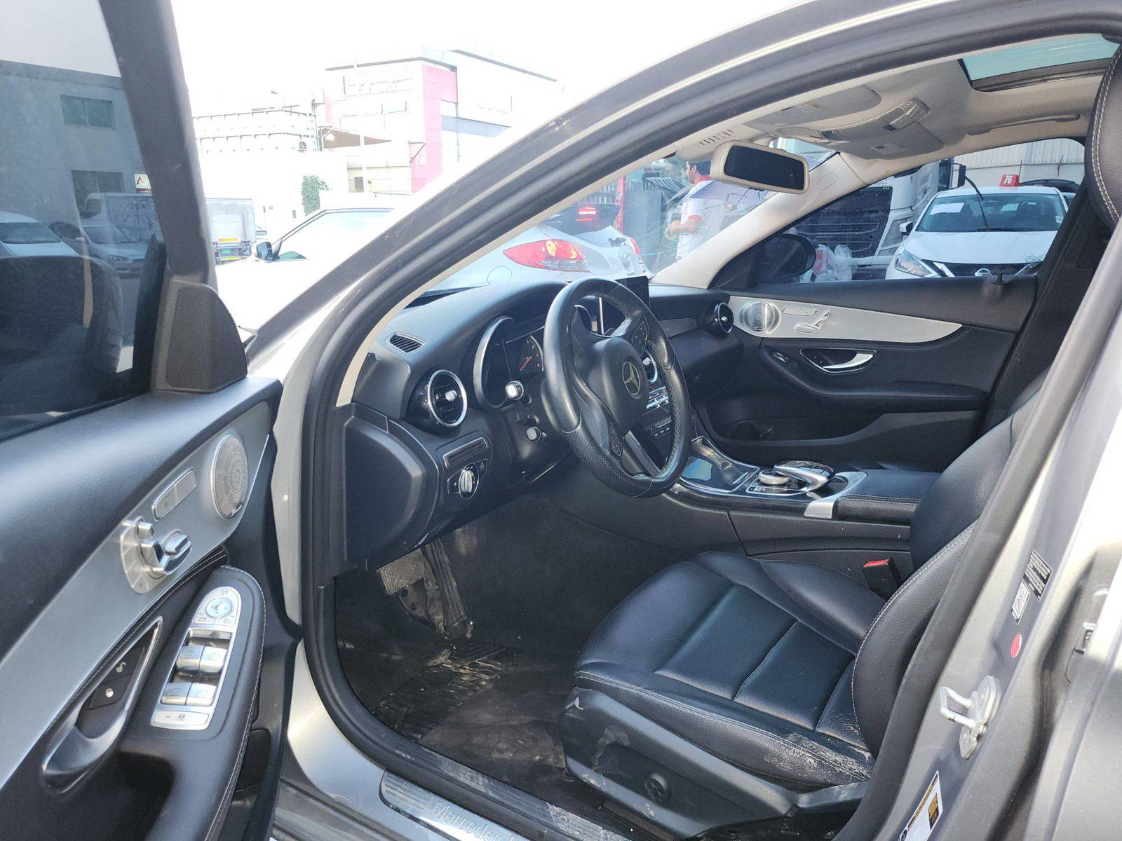 2015 MERCEDES BENZ C300 — 163829 Miles — Lot 016483 — Al Quoz - Marhaba Auctions Used Cars - Image 9