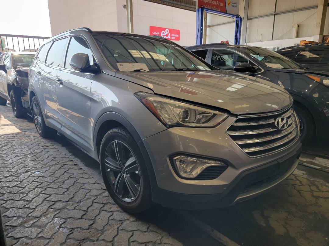 2016 HYUNDAI SANTA FE — 199010 Miles — Lot GU141852 — Main - Marhaba Auctions Used Cars - Image 4