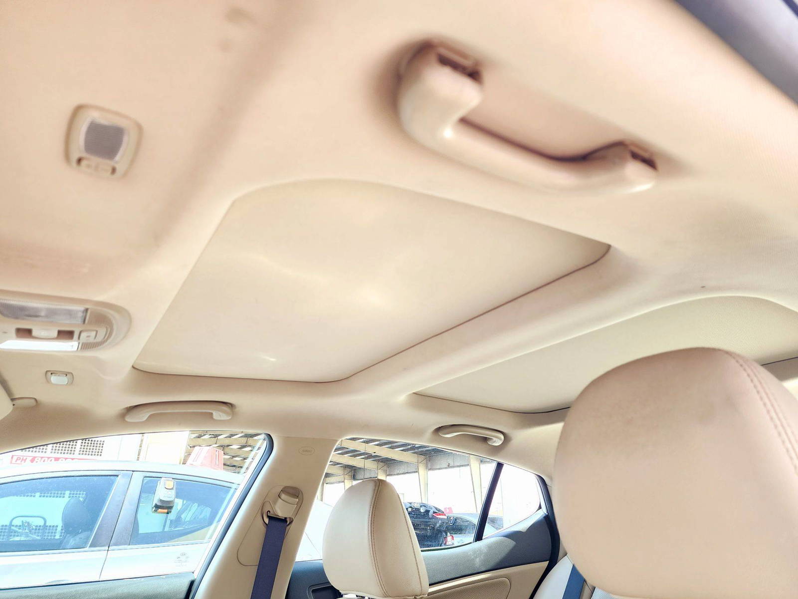 2015 KIA OPTIMA — 163406 Miles — Lot 77FG399760 — Souq - Marhaba Auctions Used Cars - Image 8