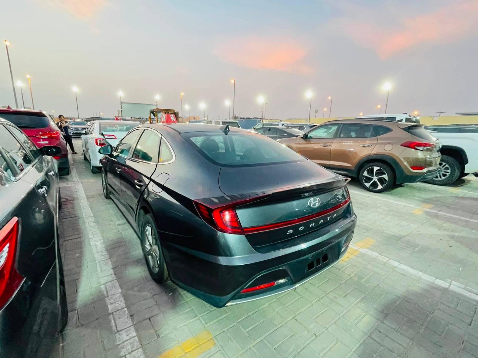 HYUNDAI SONATA