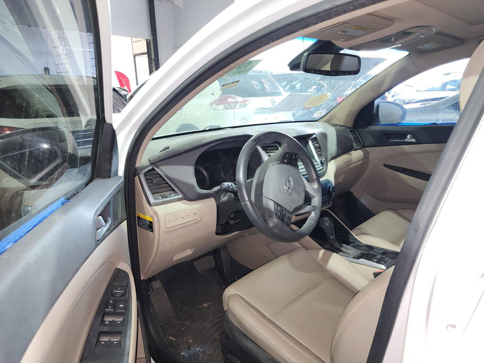 2016 HYUNDAI TUCSON — 62514 Miles — Lot GU060665 — Main - Marhaba Auctions Used Cars - Image 9
