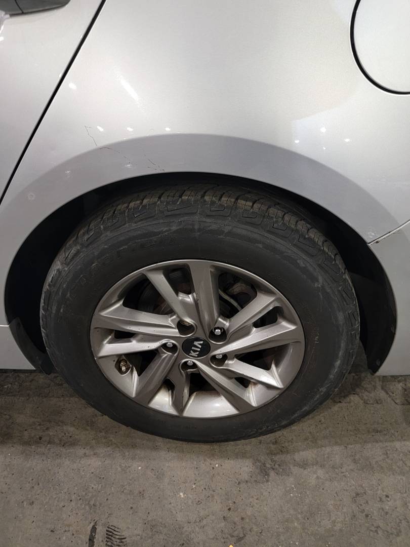 2019 KIA OPTIMA — 162400 Miles — Lot G298159 — Main - Marhaba Auctions Used Cars - Image 9