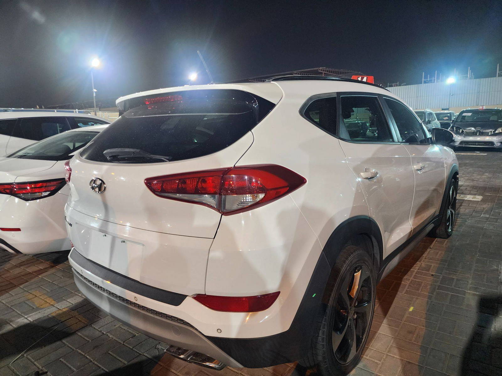 2017 HYUNDAI TUCSON — 119779 Miles — Lot 93833245 - Marhaba Auctions Used Cars - Image 12