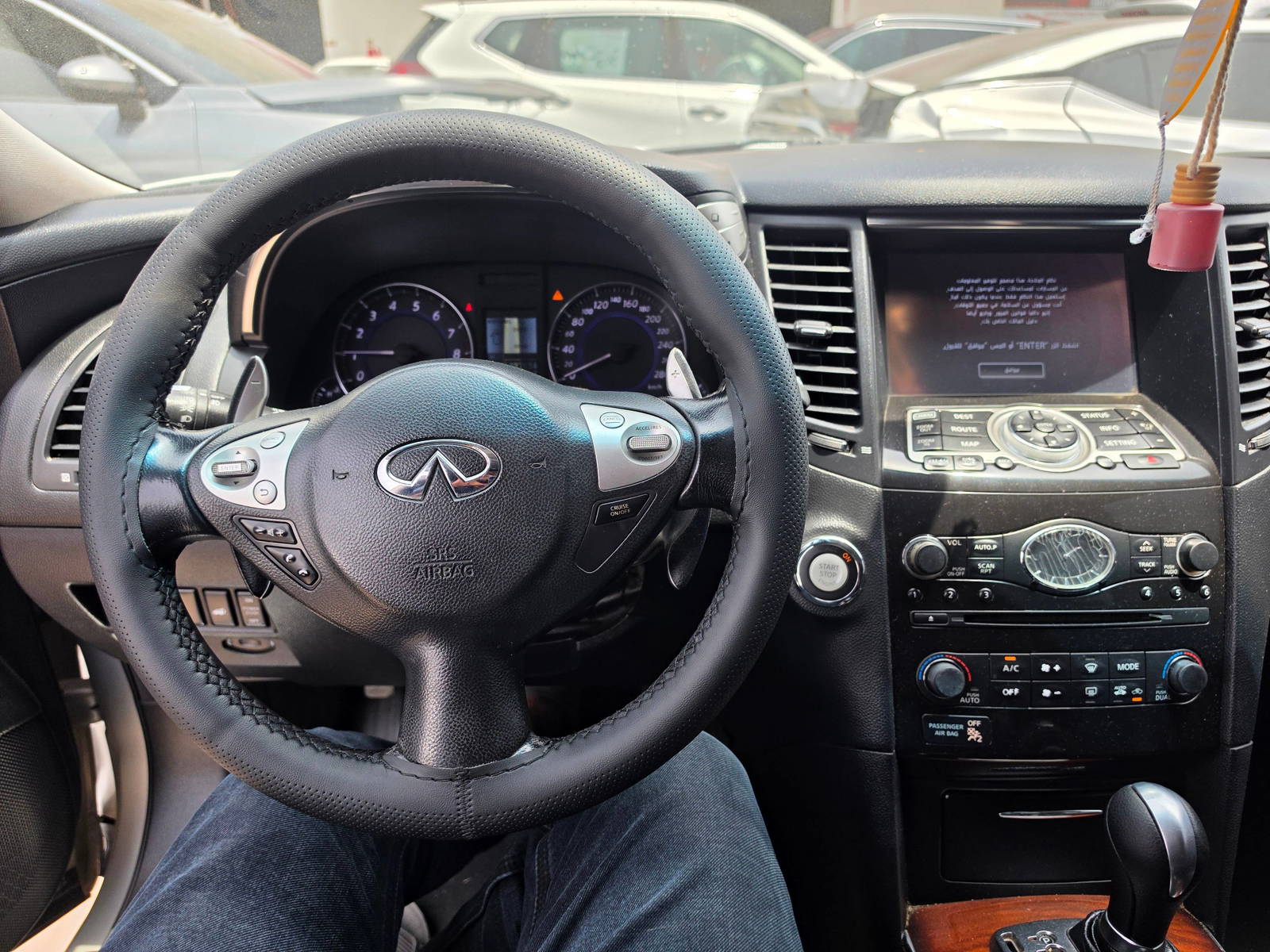 2014 INFINITI QX70 — 397634 KM — Lot EM631326 - Marhaba Auctions Used Cars - Image 13