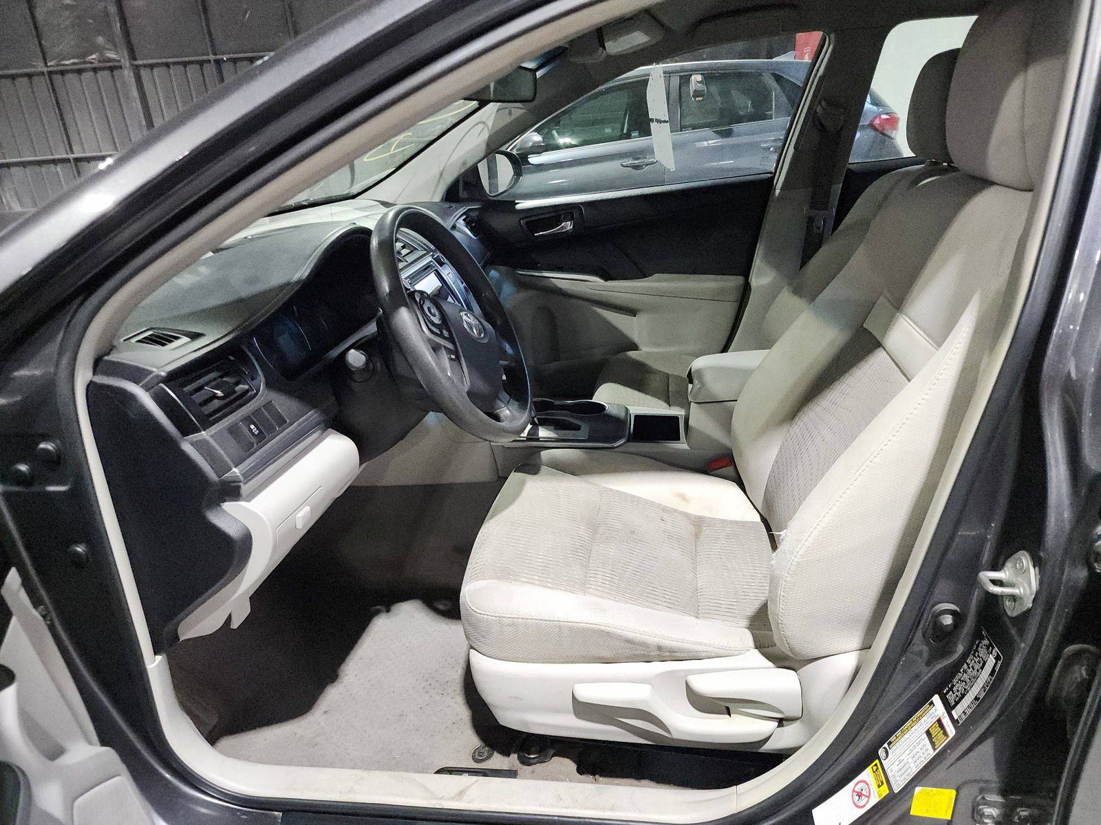 2014 TOYOTA CAMRY — 185509 Miles — Lot K2EU110698 — Al Quoz - Marhaba Auctions Used Cars - Image 9