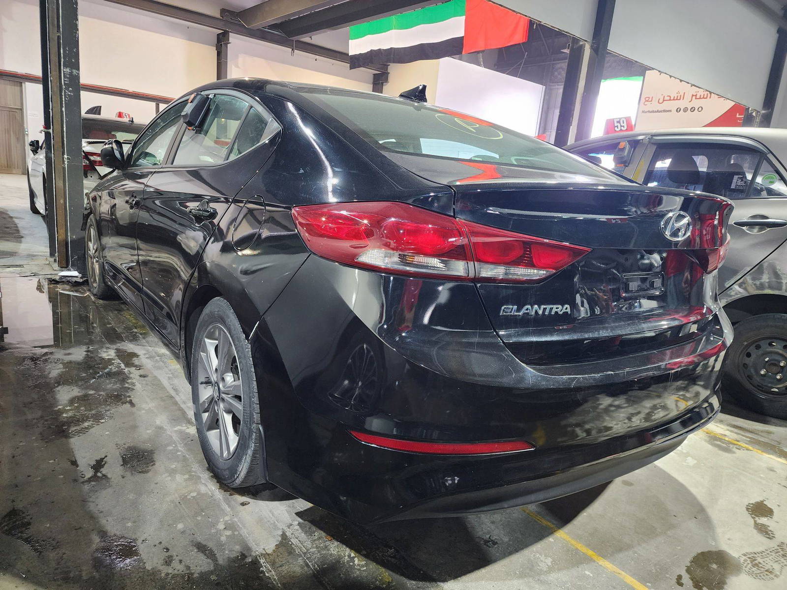 2017 HYUNDAI ELANTRA — 137920 KM — Lot 391006 — Al Quoz - Marhaba Auctions Used Cars - Image 4