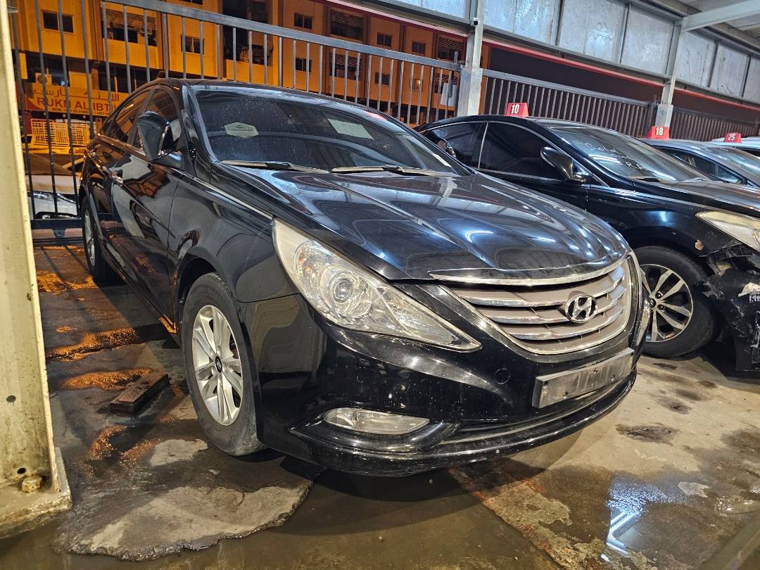 HYUNDAI SONATA 2012 - Marhaba Auction Used Cars - Image 4