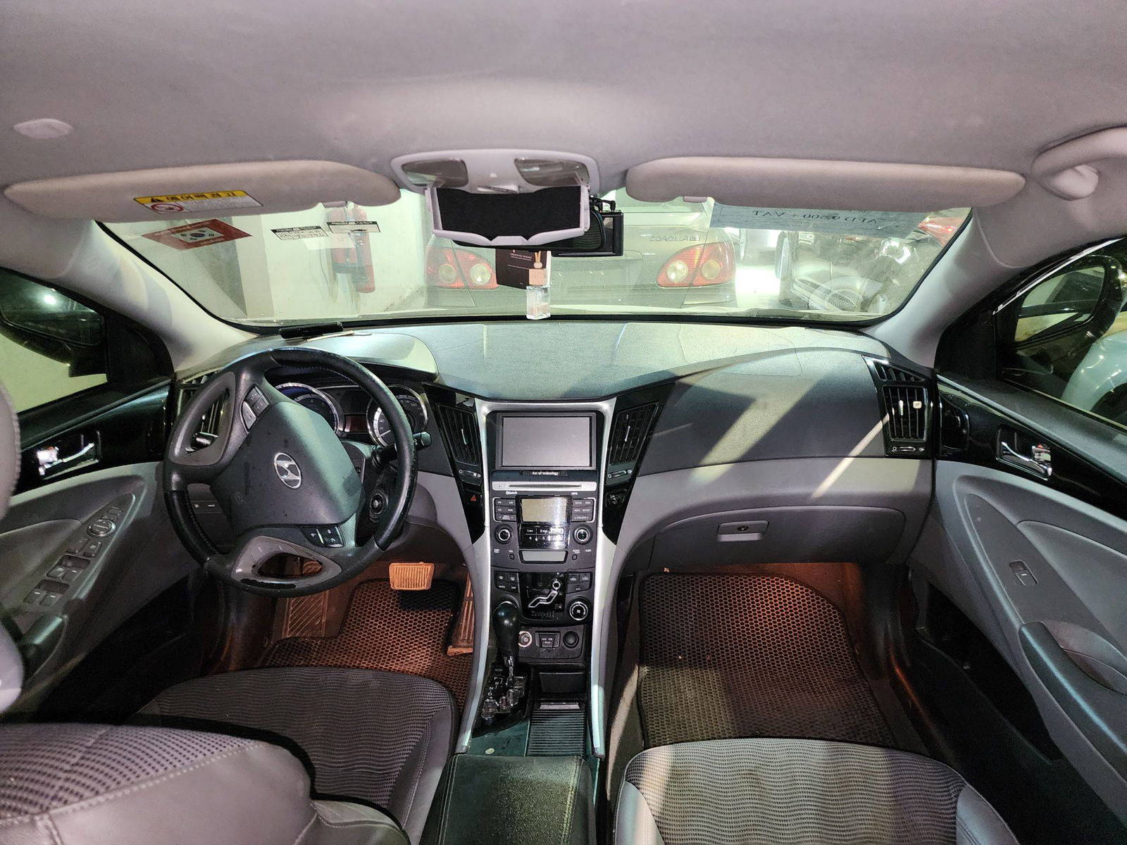 HYUNDAI SONATA 2011 - Marhaba Auction Used Cars - Image 8