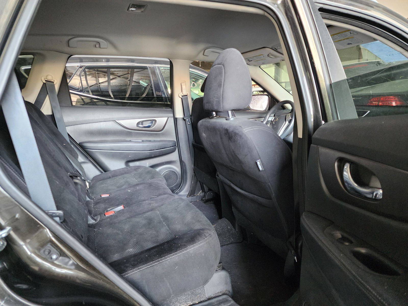 2014 NISSAN ROGUE — 95731 Miles — Lot 25029 — Souq - Marhaba Auctions Used Cars - Image 7