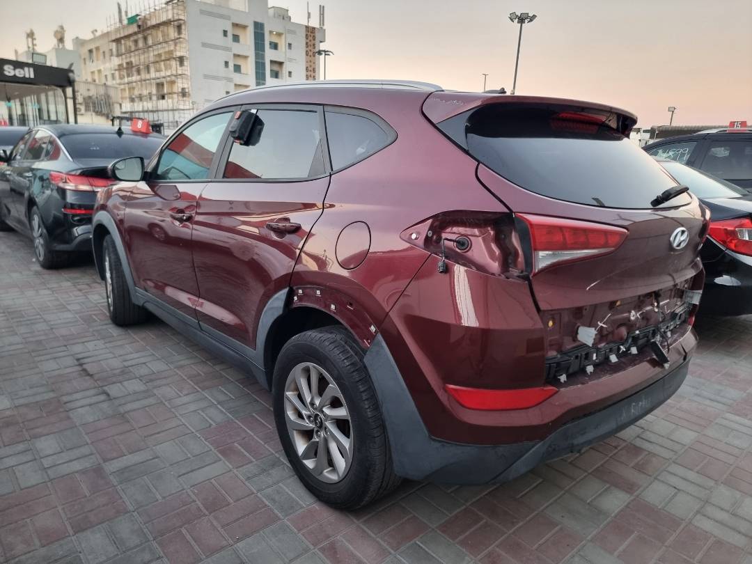 2016 HYUNDAI TUCSON — 134850 Miles — Lot 118210 — Ind. 12 - Marhaba Auctions Used Cars - Image 4