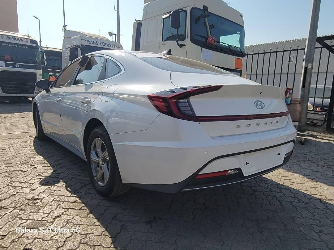 2020 HYUNDAI SONATA — 83371 KM — Lot LA009264 — Main - Marhaba Auctions Used Cars - Image 4