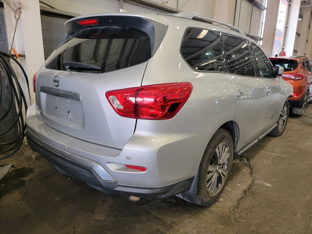 2019 NISSAN PATHFINDER — 190402 Miles — Lot 48046895 — Main - Marhaba Auctions Used Cars - Image 3