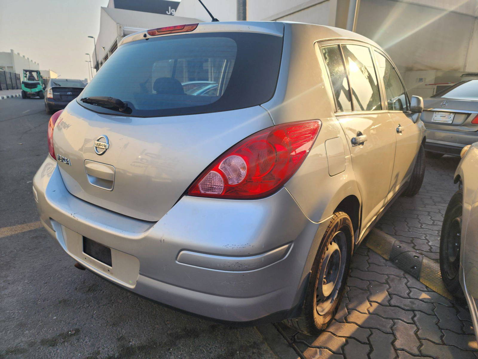 2008 NISSAN VERSA — 191090 Miles — Lot 42785084 — Souq - Marhaba Auctions Used Cars - Image 3