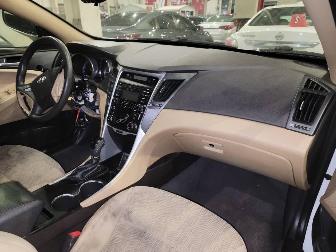 2012 HYUNDAI SONATA — 184990 Miles — Lot 37872178 - Marhaba Auctions Used Cars - Image 6