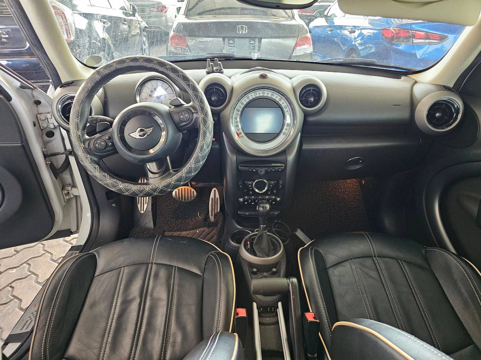 2011 MINI COOPER — 225099 KM — Lot K94975 — Souq - Marhaba Auctions Used Cars - Image 8