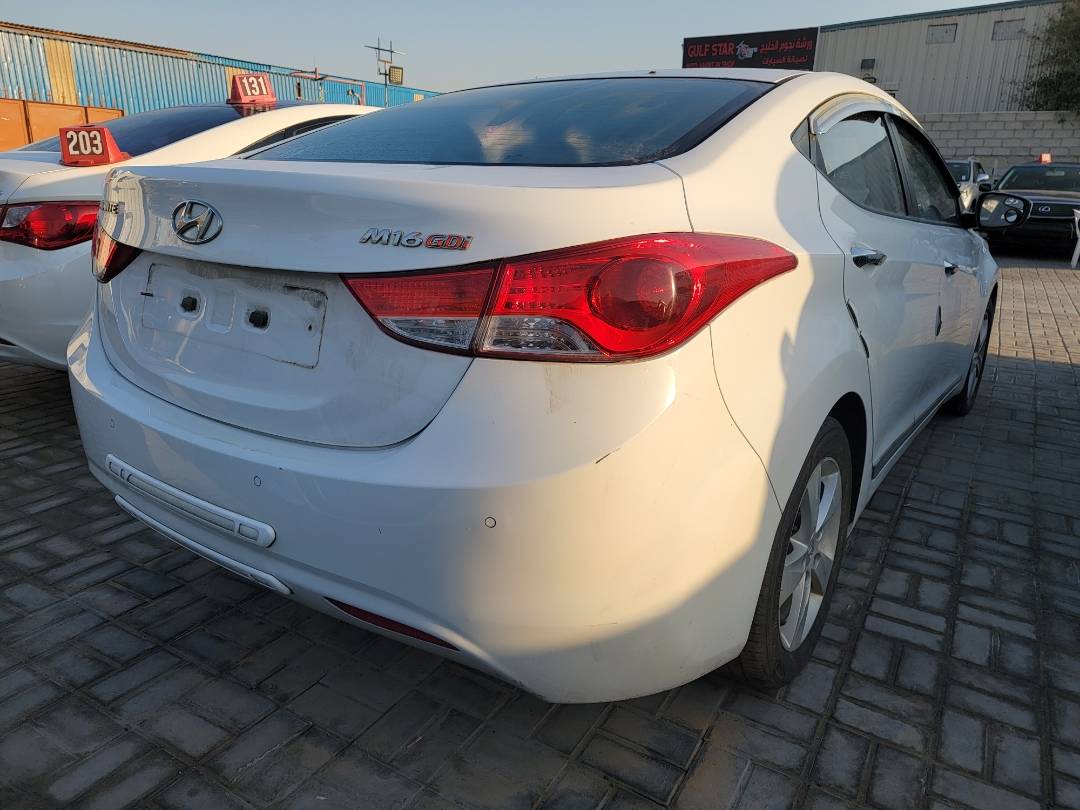 2011 HYUNDAI AVANTE — 286449 KM — Lot 082034 — Main - Marhaba Auctions Used Cars - Image 3