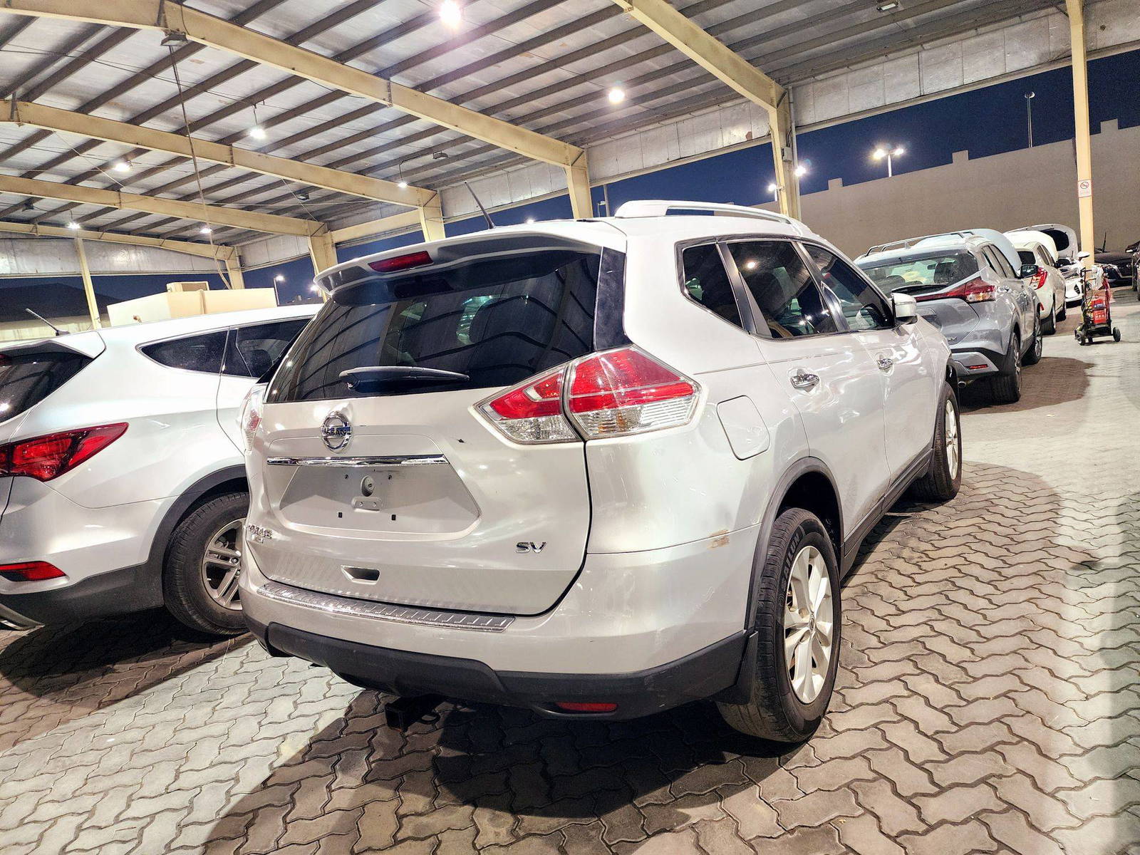 2016 NISSAN ROGUE — 161314 Miles — Lot 915229 — Souq - Marhaba Auctions Used Cars - Image 3