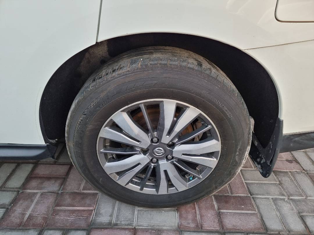 2018 NISSAN PATHFINDER — 129832 Miles — Lot 215487 — Souq - Marhaba Auctions Used Cars - Image 11