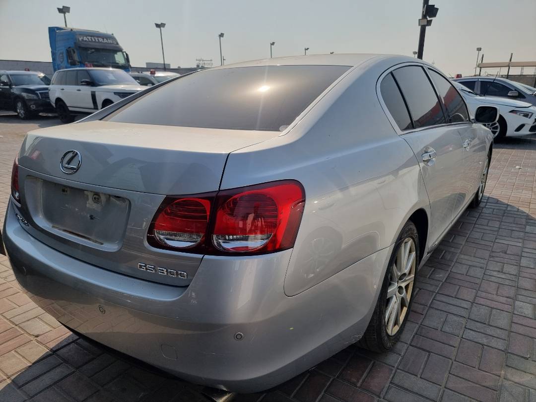 2006 LEXUS GS 300 — 275256 KM — Lot 465013360 — Main - Marhaba Auctions Used Cars - Image 6