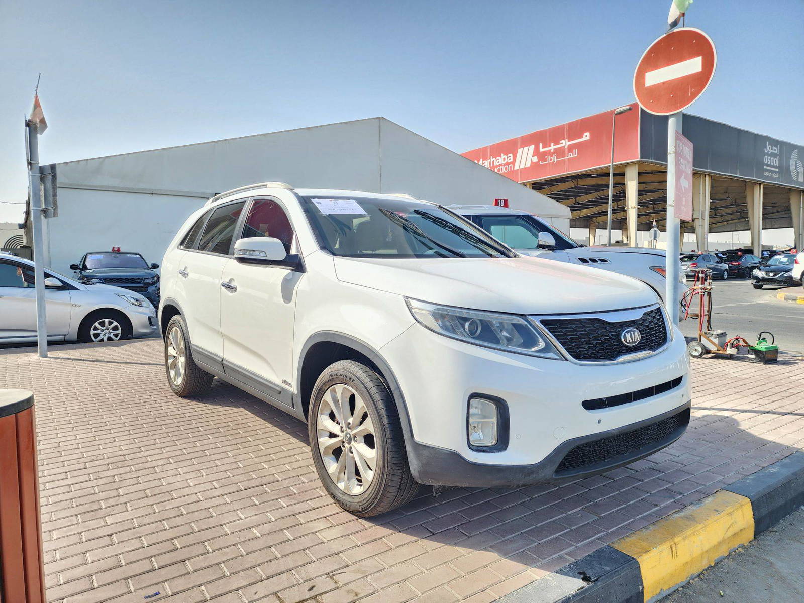 2015 KIA SORENTO — 176226 KM — Lot 30F5567144 — Souq - Marhaba Auctions Used Cars - Image 5