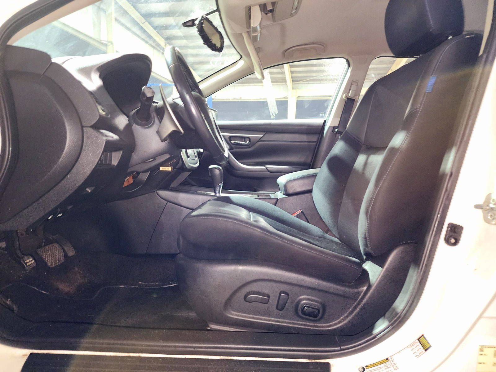 2016 NISSAN ALTIMA — 107538 Miles — Lot 31569 — Souq - Marhaba Auctions Used Cars - Image 8