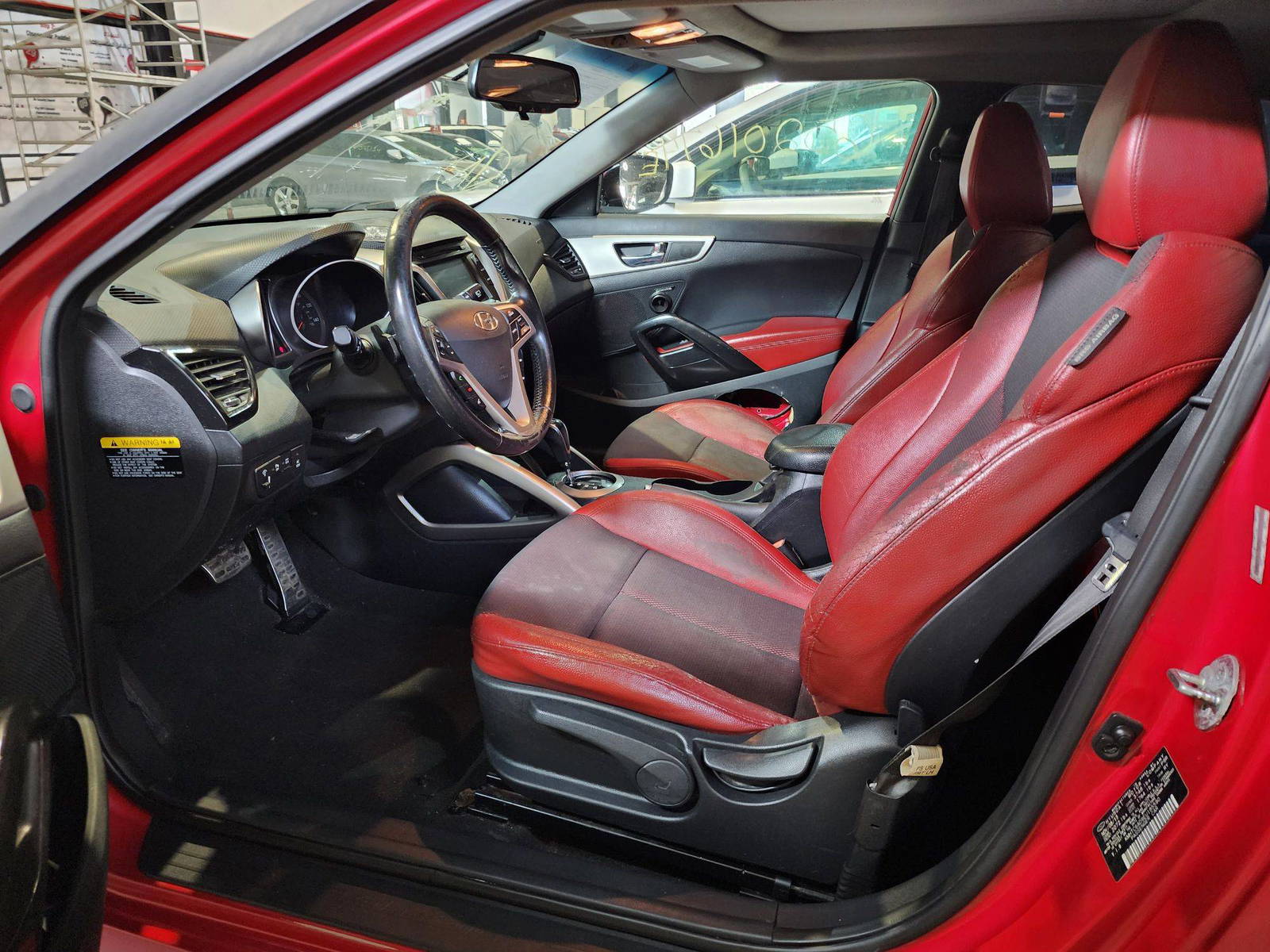 2014 HYUNDAI VELOSTER — 143309 Miles — Lot 65201674 — Al Quoz - Marhaba Auctions Used Cars - Image 7