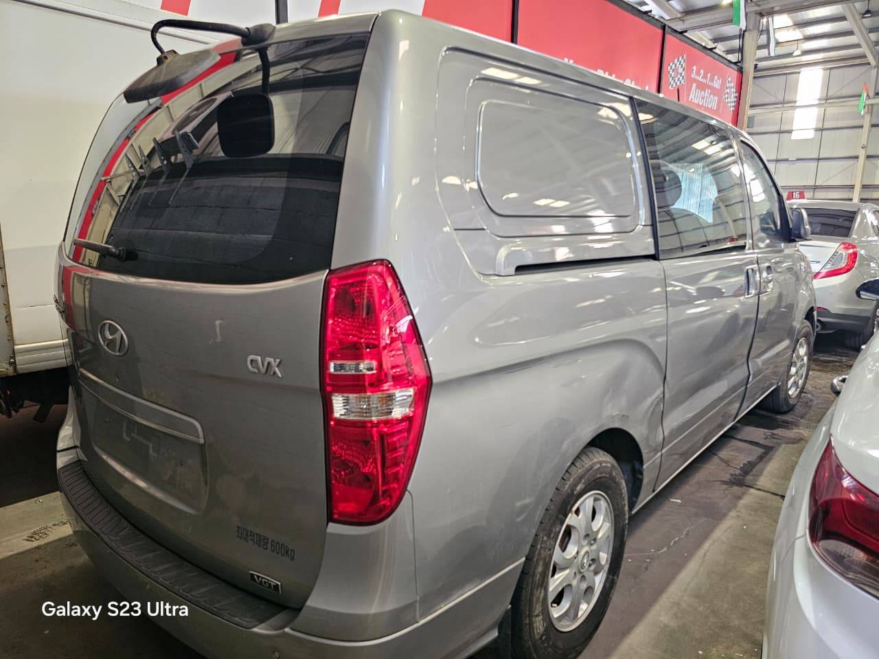 HYUNDAI GRAND STAREX 2011 - Marhaba Auction Used Cars - Image 6