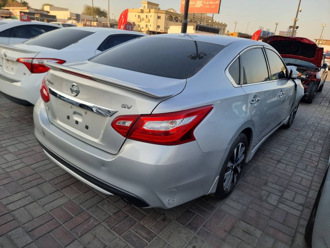 2016 NISSAN ALTIMA — 170619 Miles — Lot C279609 — Ind. 12 - Marhaba Auctions Used Cars - Image 4