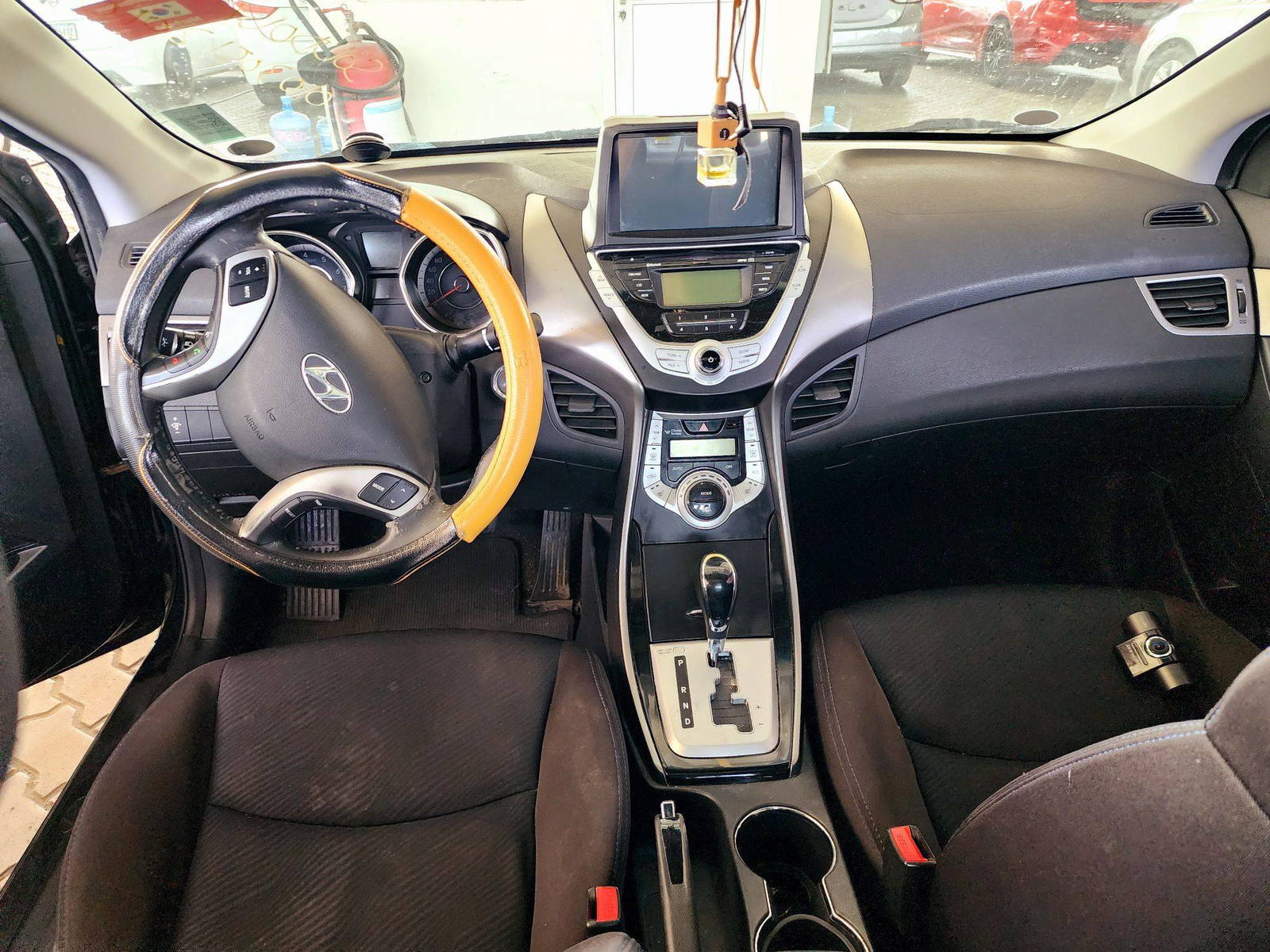 2012 HYUNDAI AVANTE — 248125 KM — Lot 182112 — Souq - Marhaba Auctions Used Cars - Image 7