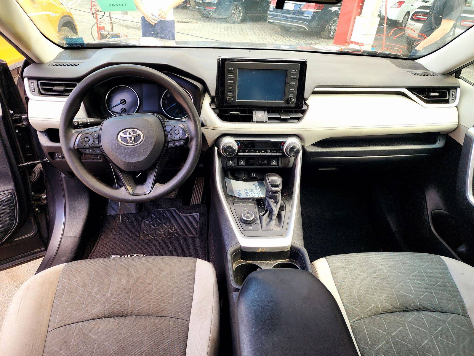 2019 TOYOTA RAV4 — 168728 Miles — Lot W026605 — Main - Marhaba Auctions Used Cars - Image 7