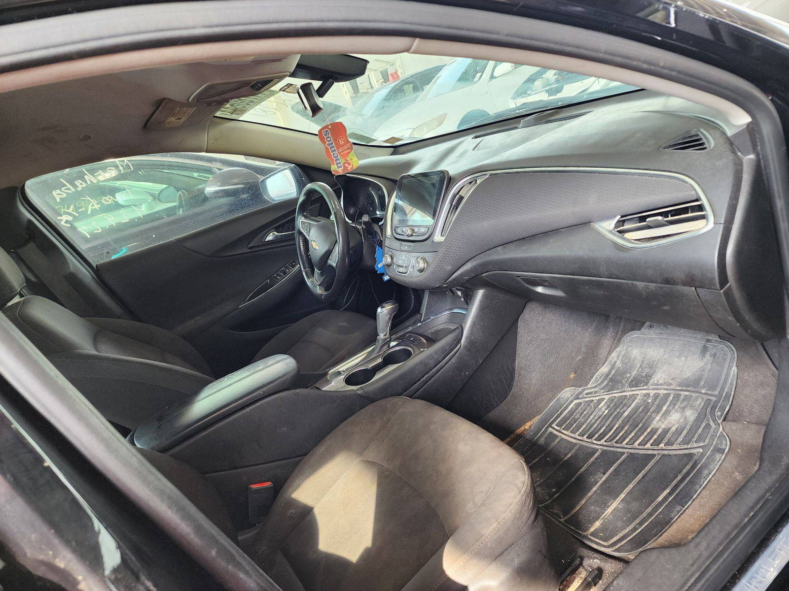 2018 CHEVROLET MALIBU — 227308 Miles — Lot 44780644 — Main - Marhaba Auctions Used Cars - Image 5