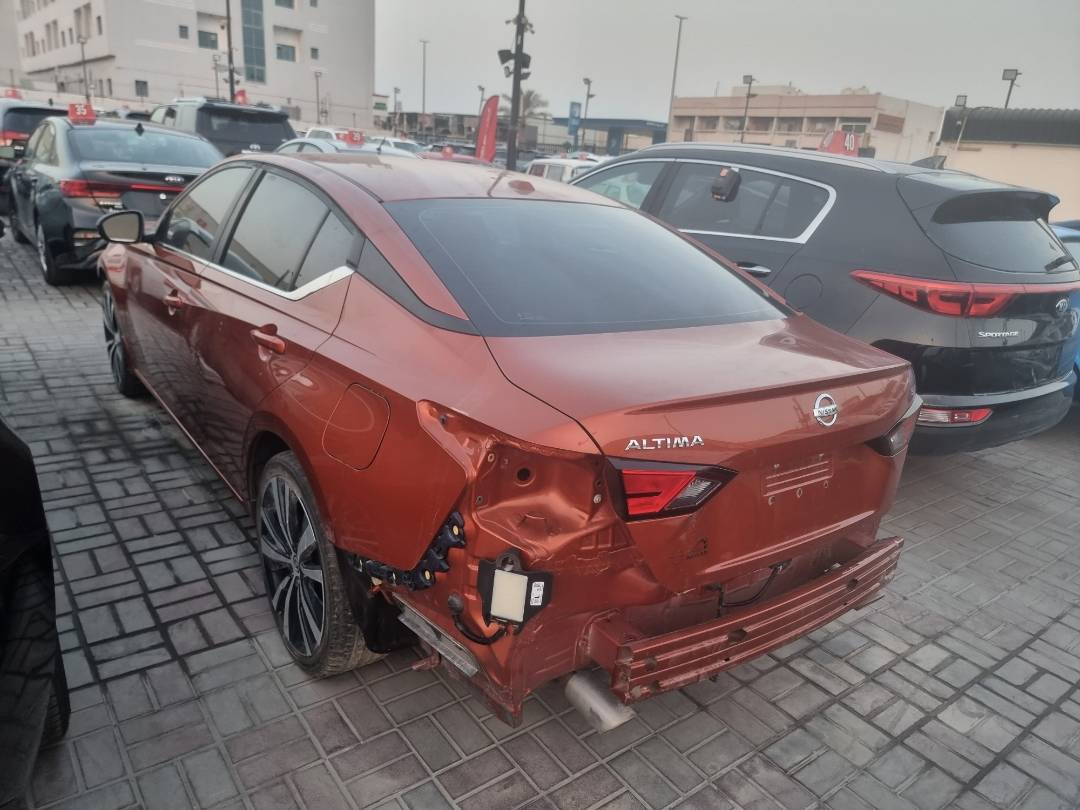 2021 NISSAN ALTIMA — 149997 Miles — Lot 406846 — Ind. 12 - Marhaba Auctions Used Cars - Image 4