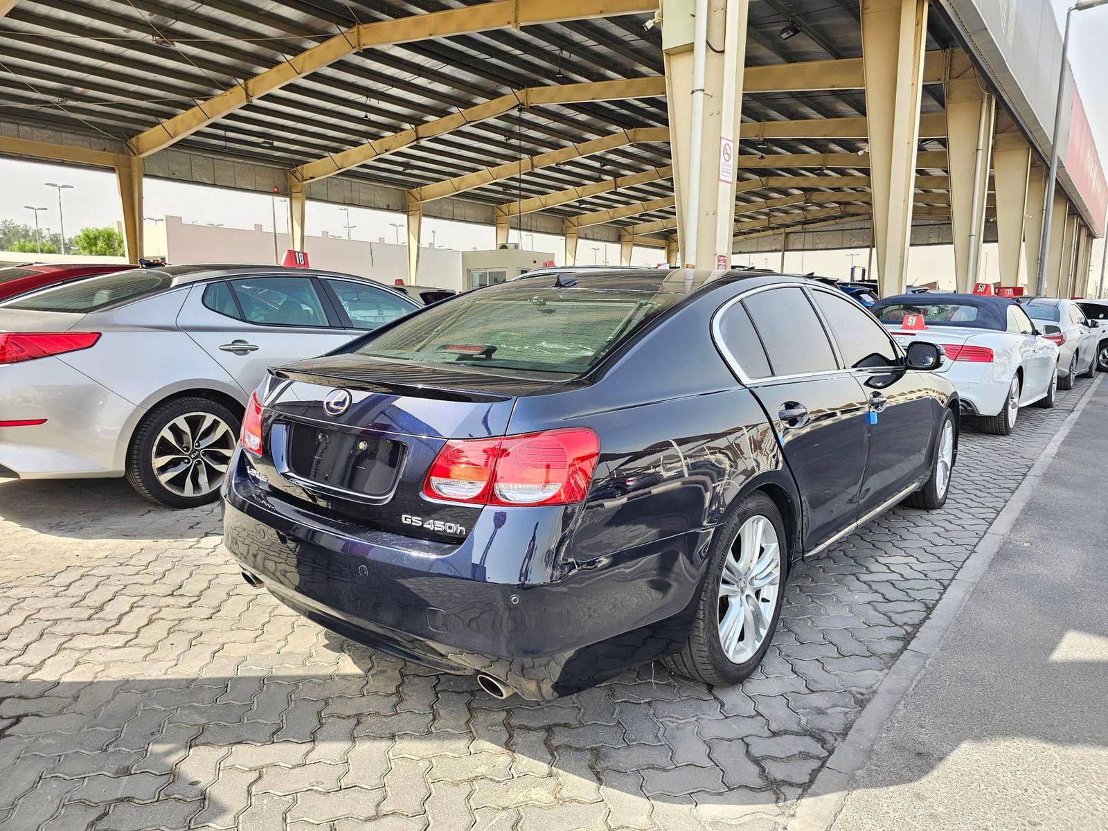 2009 LEXUS GS 450H — 238477 Miles — Lot 95017776 — Souq - Marhaba Auctions Used Cars - Image 4