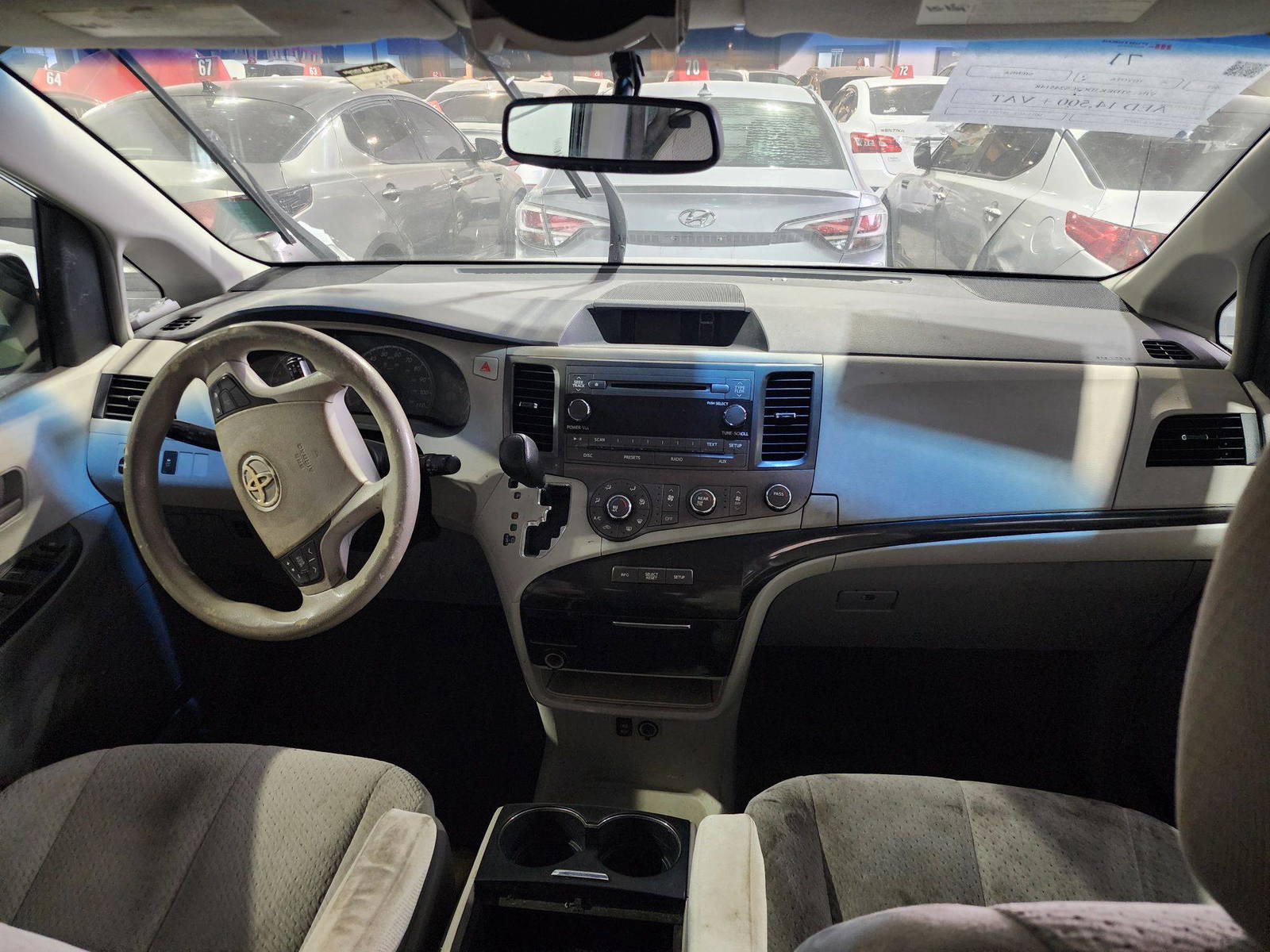 2012 TOYOTA SIENNA — 287572 Miles — Lot 42972406 — Al Quoz - Marhaba Auctions Used Cars - Image 7