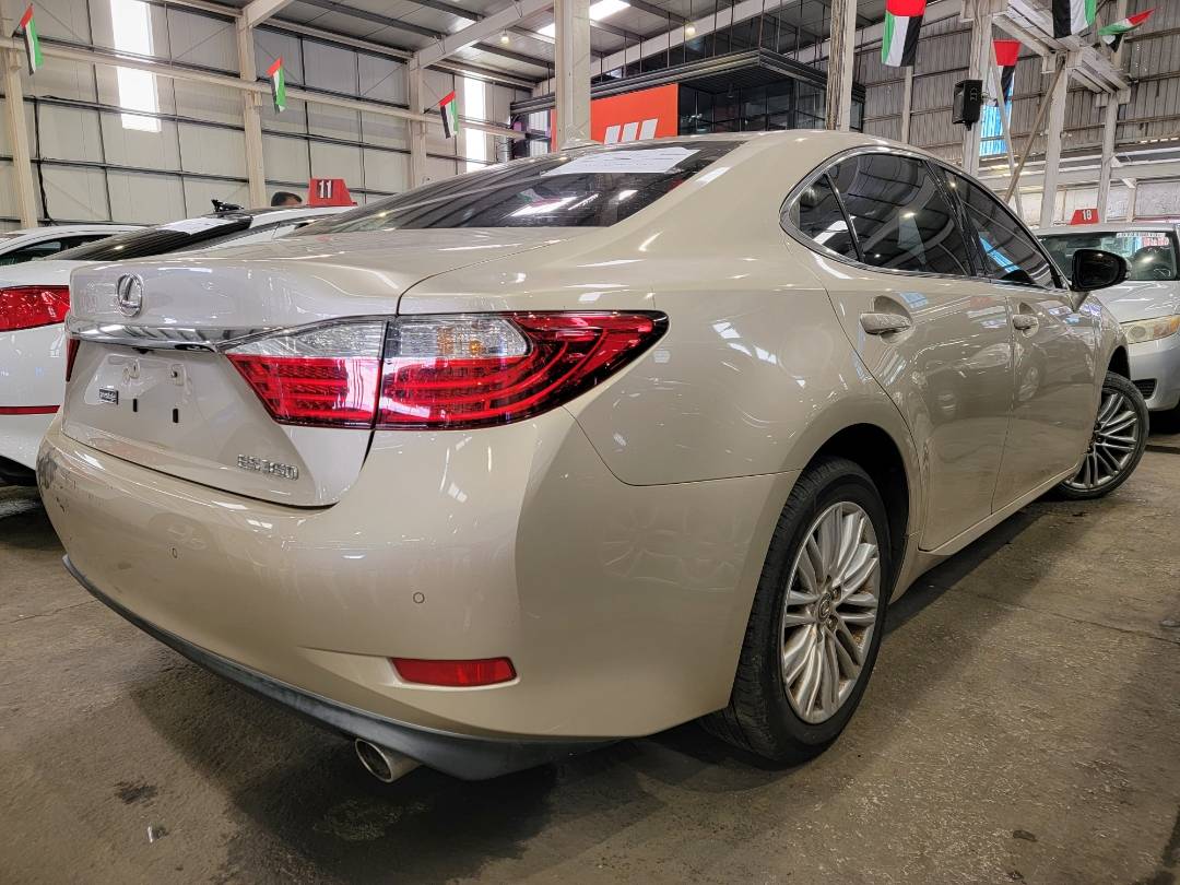 2013 LEXUS ES 350 — 136553 Miles — Lot 56441 - Marhaba Auctions Used Cars - Image 3