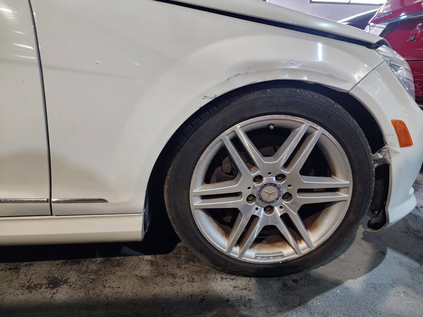 MERCEDES BENZ C300 2011 - Marhaba Auction Used Cars - Image 12