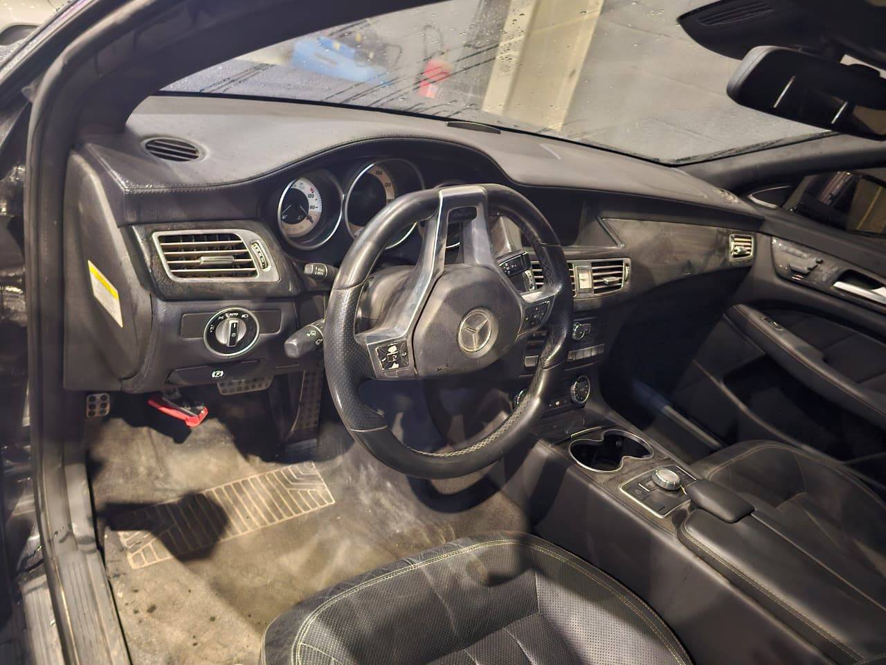 2012 MERCEDES BENZ CLS 550 — 154800 Miles — Lot CA029012 — Main - Marhaba Auctions Used Cars - Image 7