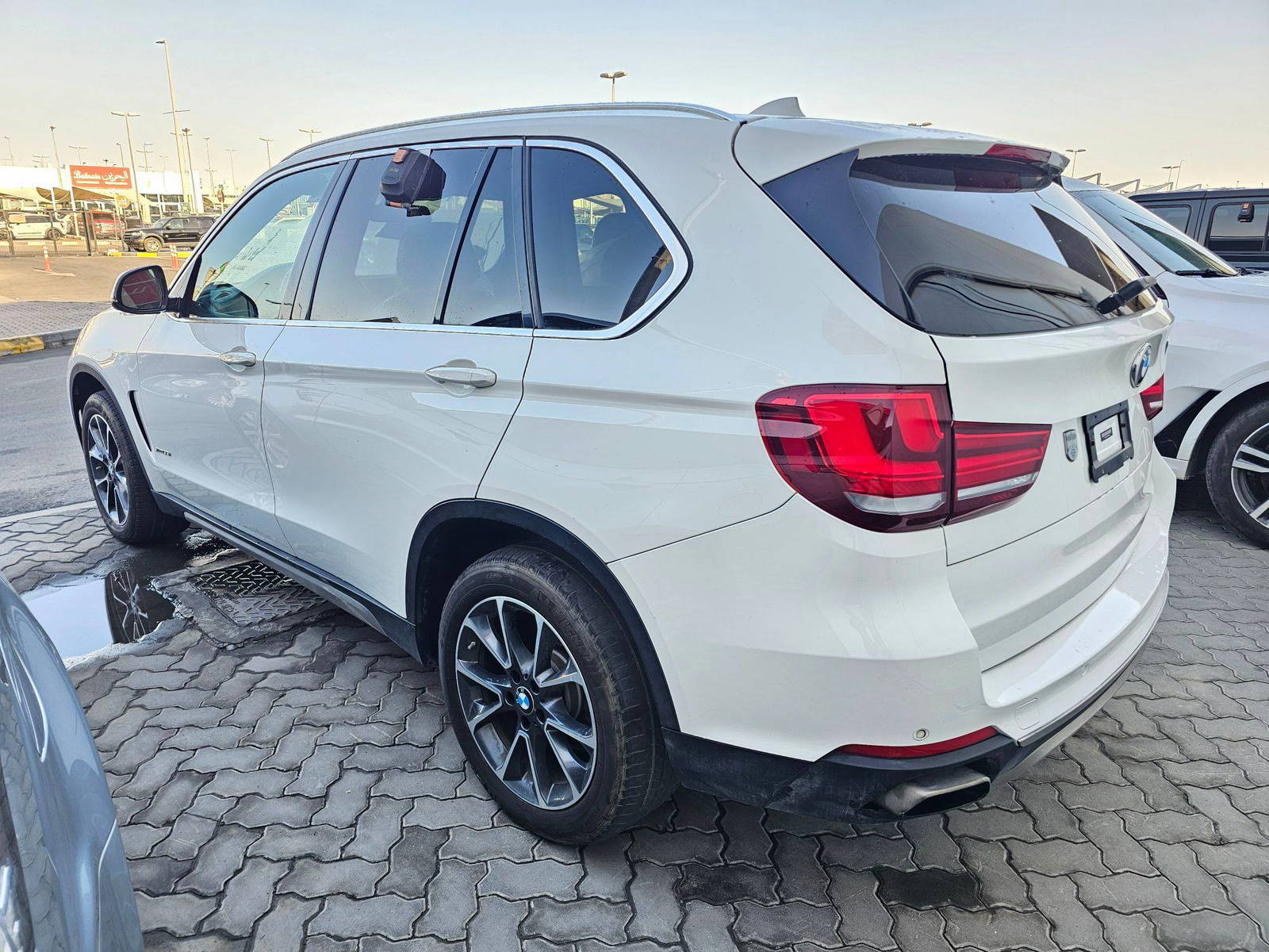 BMW X5 SDRIVE35I 2018 - Marhaba Auction Used Cars - Image 6