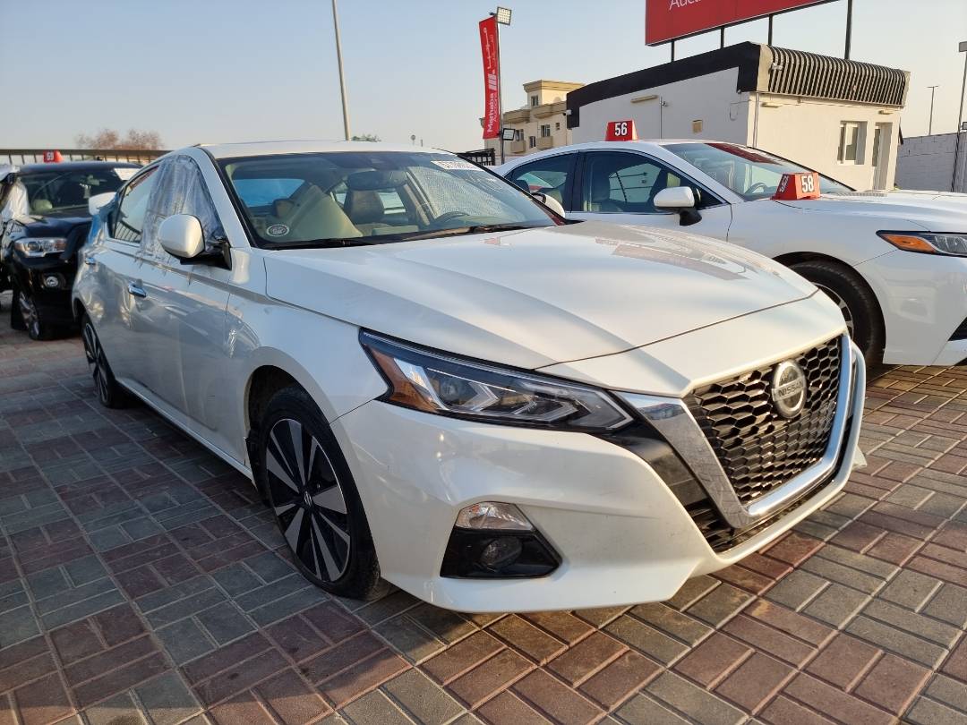 2020 NISSAN ALTIMA — 44742 Miles — Lot 13483 — Ind. 12 - Marhaba Auctions Used Cars - Image 3