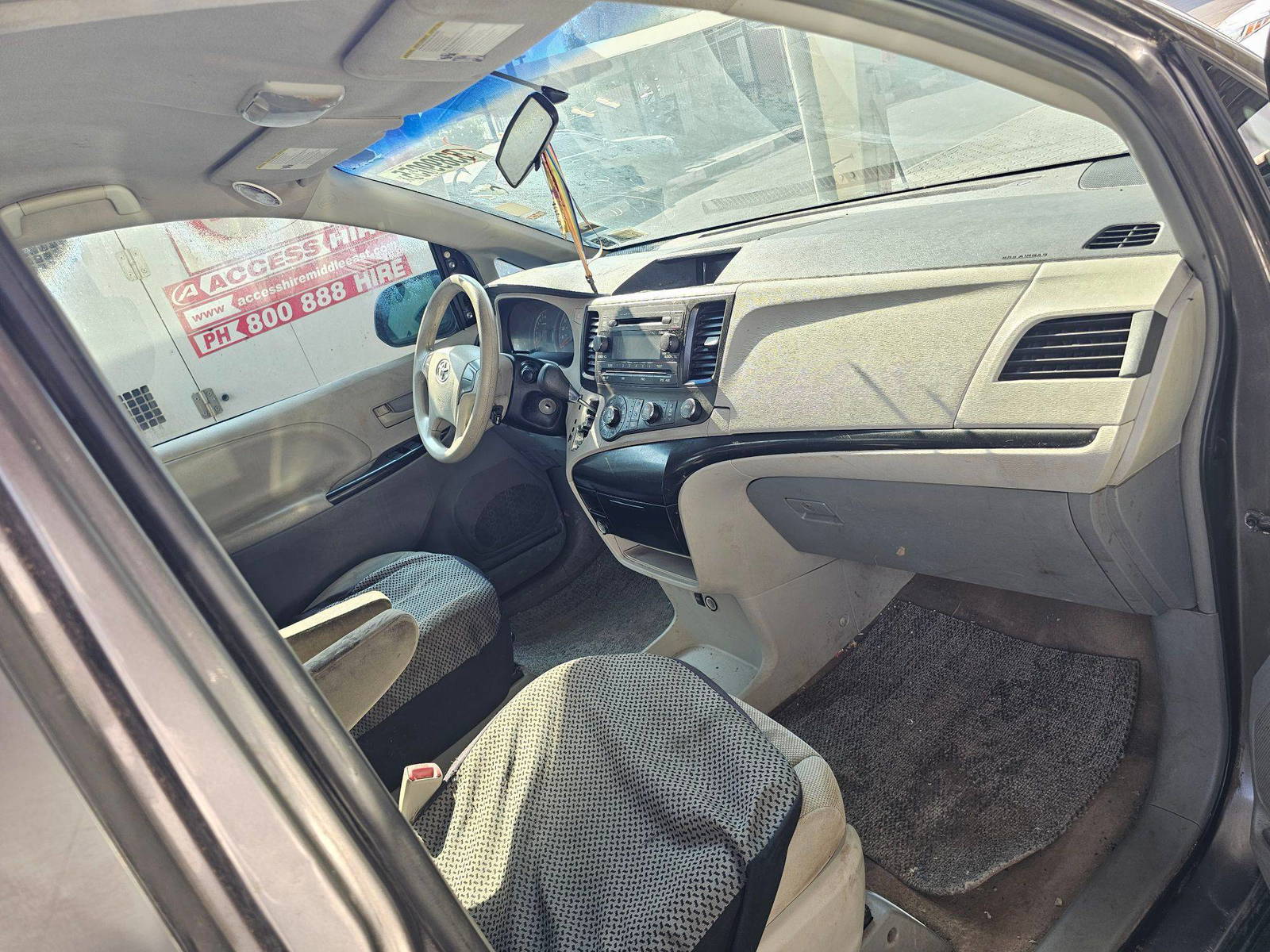 2013 TOYOTA SIENNA — 195419 Miles — Lot S287532 — Souq - Marhaba Auctions Used Cars - Image 6